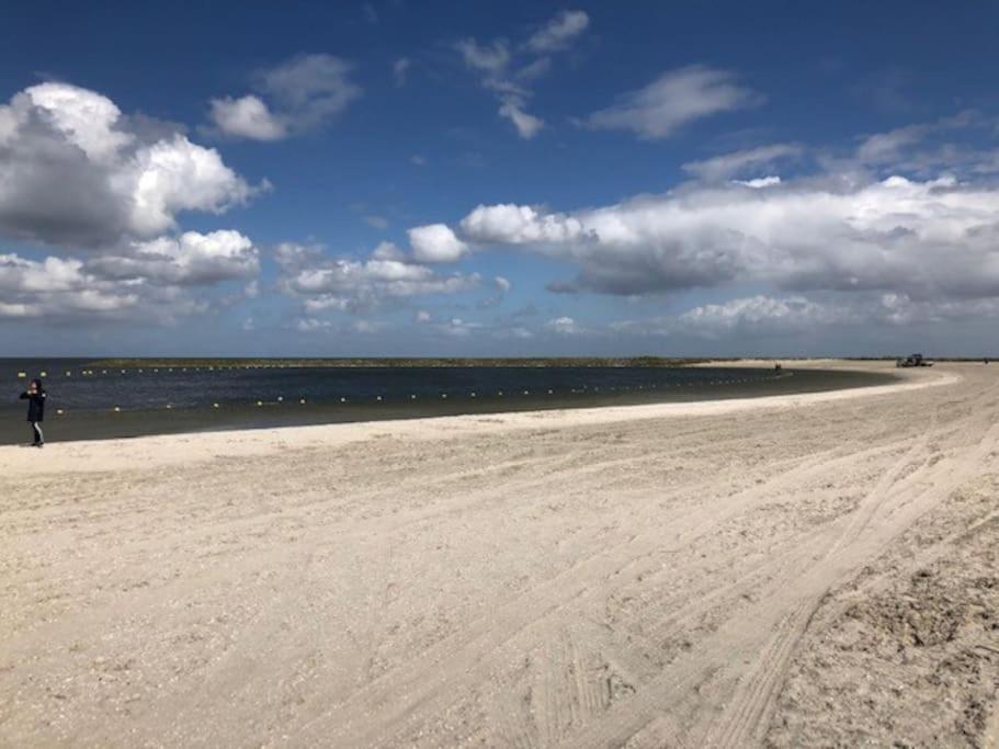 Gezellige Pipo Met Grote Schommel Aan Het Water Villa Medemblik Kültér fotó