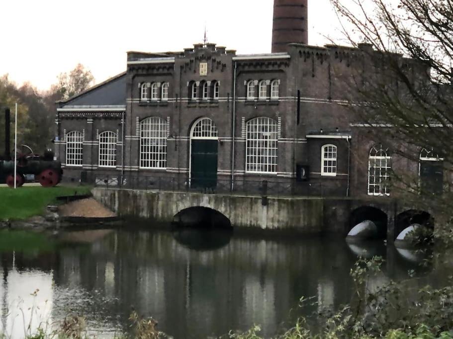 Gezellige Pipo Met Grote Schommel Aan Het Water Villa Medemblik Kültér fotó
